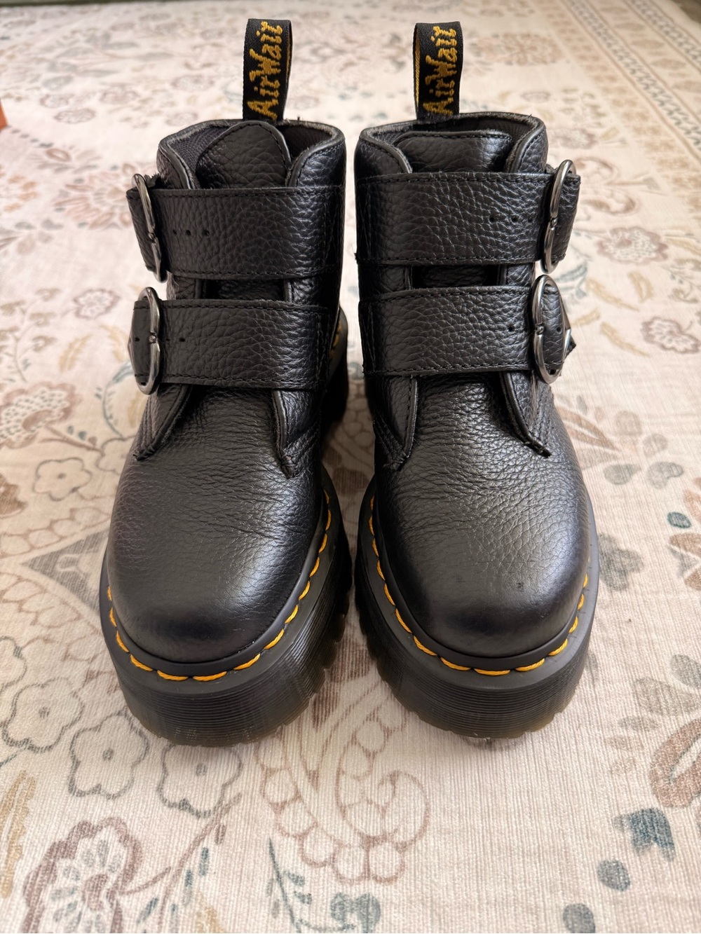 Dr. Martens Devon Heart Platform Boots Black Leather 🖤💛